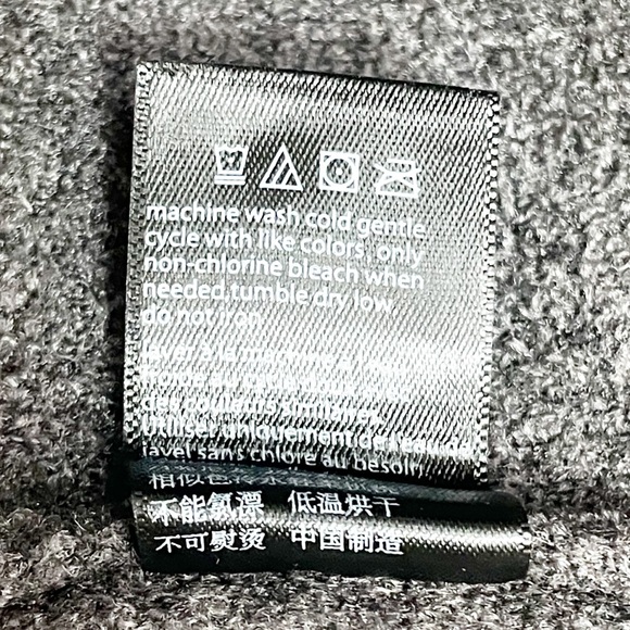 Barefoot Dreams CozyChic Wide Collar Jacket Cardigan Size Medium in Carbon Gray - Picture 12 of 13